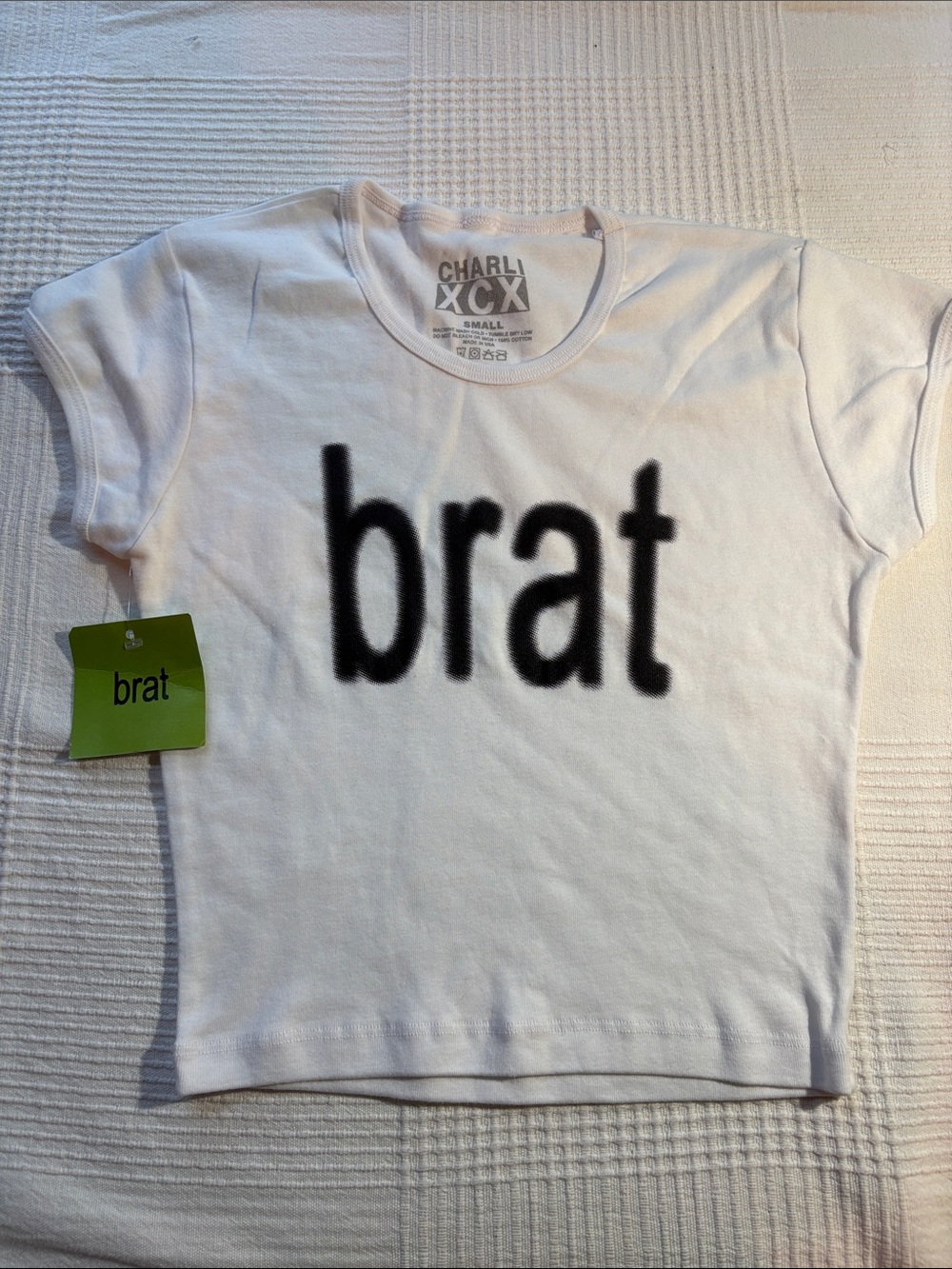 Charli XCX Women's White 'brat' Graphic Crop Tee